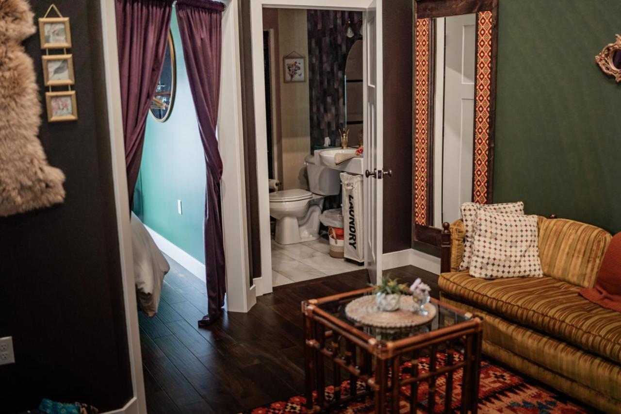 The Atrium - A Boutique Hotel - Suite 17 Perryville Luaran gambar